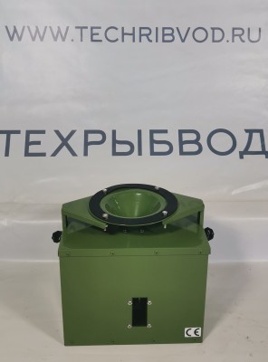 Фронтальная кормушка для открытых водоемов