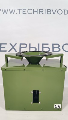 Фронтальная кормушка для открытых водоемов