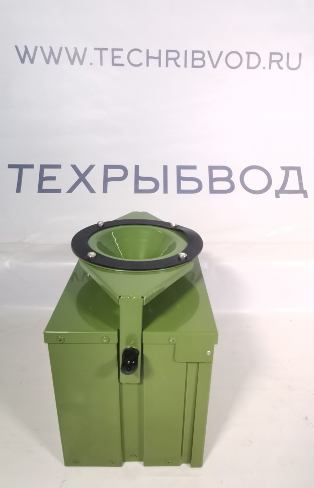 Фронтальная кормушка для открытых водоемов