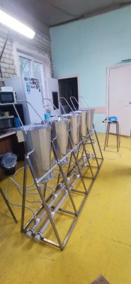 Аппарат обесклеивания икры АОИ-5